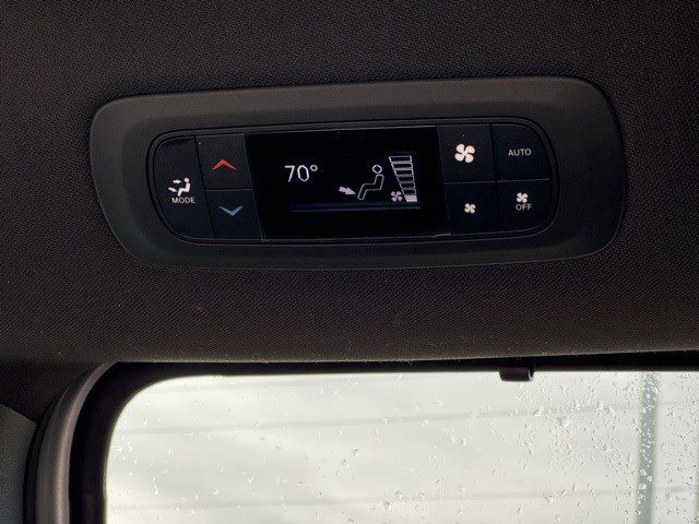 New 2026 Chrysler Pacifica Select image 32