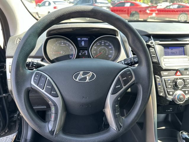 Used 2016 Hyundai Elantra GT FWD image 29
