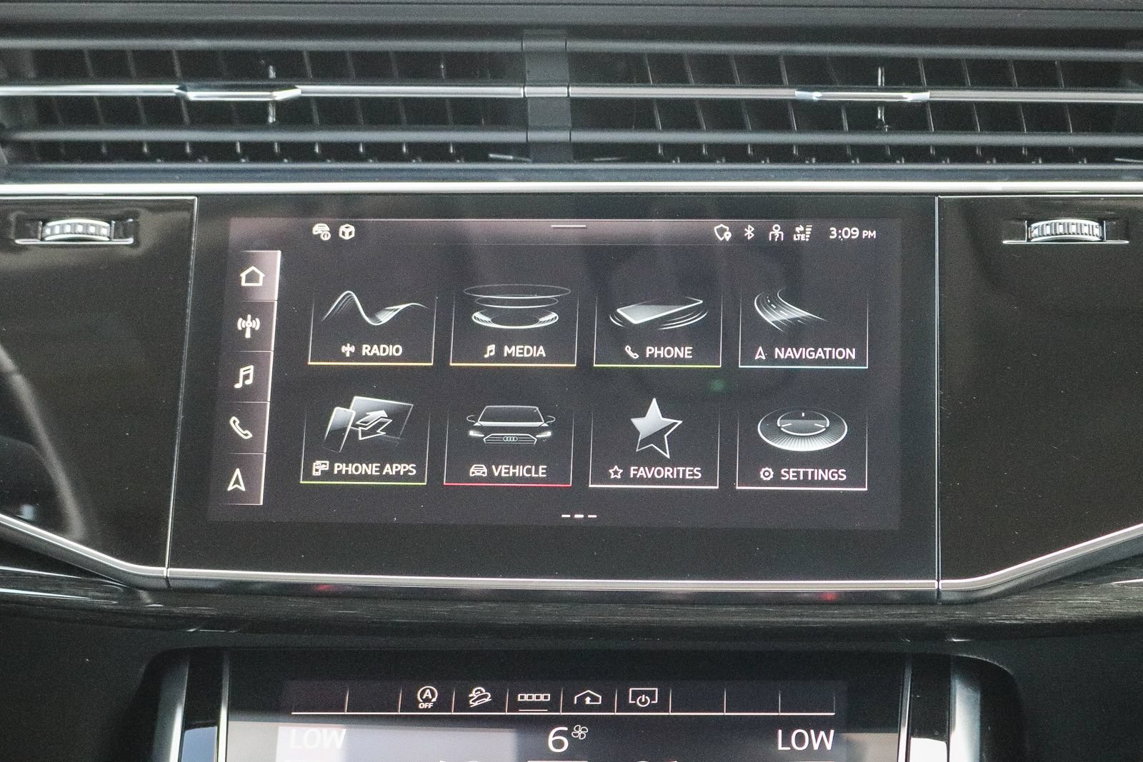 Certified 2023 Audi Q7 2.0T Premium AWD/4WD image 16