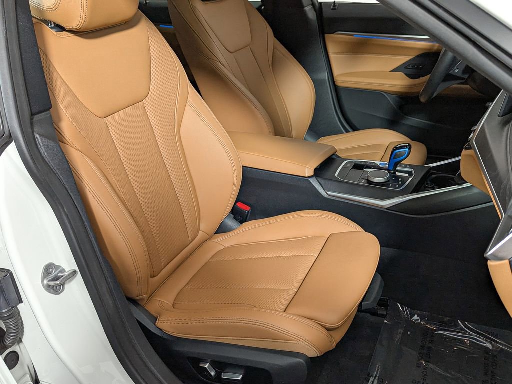 Certified 2023 BMW i4 eDrive35 w/ Premium Package image 27