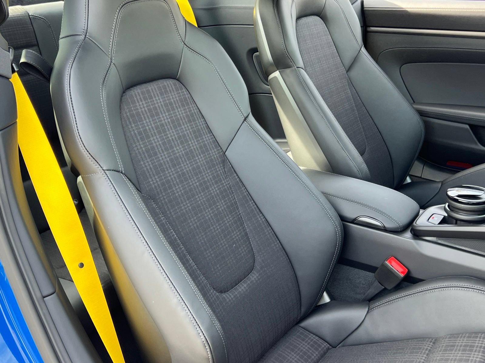 New 2026 Porsche 911 Carrera T RWD image 19