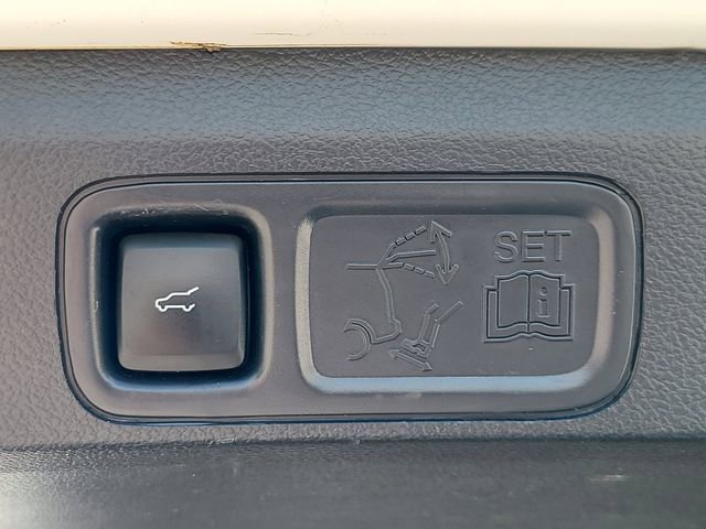 Used 2024 Ford Expedition Max Limited image 13