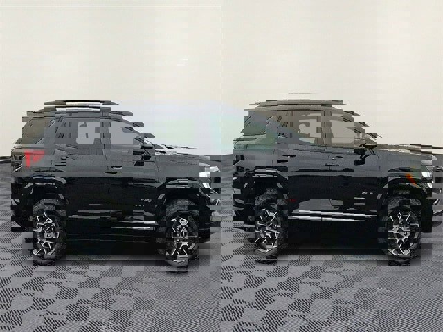 New 2026 GMC Terrain AT4 w/ Convenience Package III image 5
