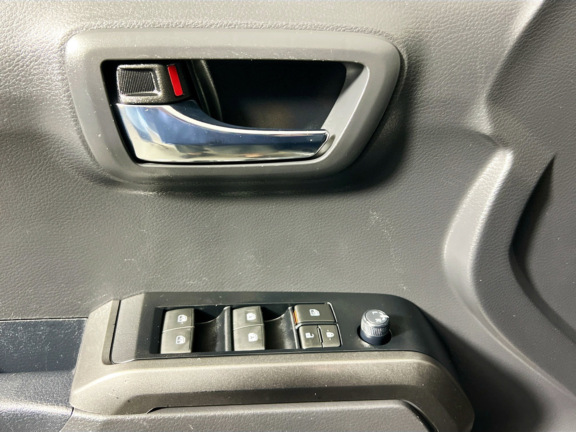 Used 2023 Toyota Tacoma TRD Sport w/ Advanced Technology Package image 16