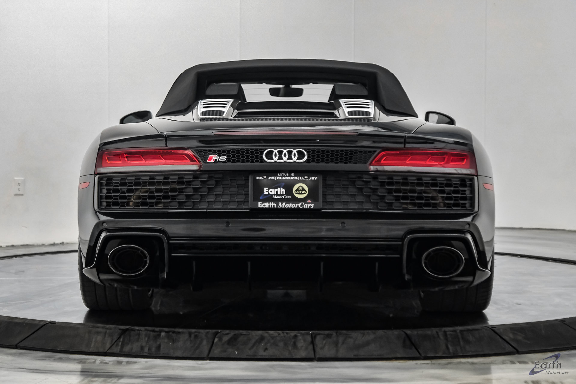 Used 2023 Audi R8 V10 performance RWD image 15