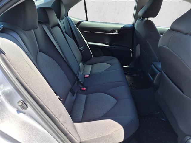 Used 2022 Toyota Camry LE FWD image 18