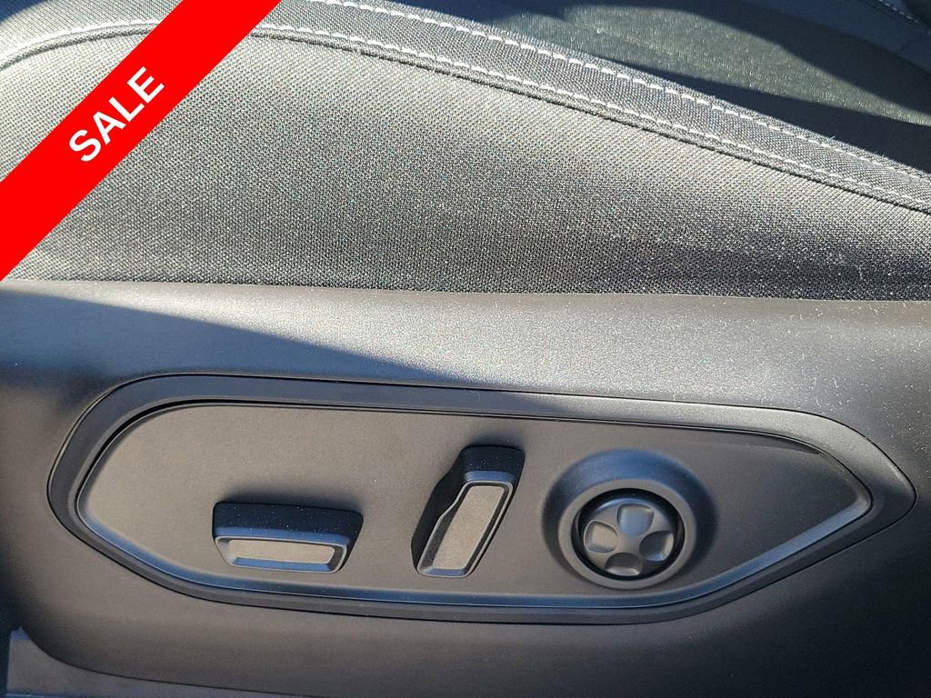 New 2025 Jeep Grand Cherokee L Laredo w/ Luxury Tech Group I image 23