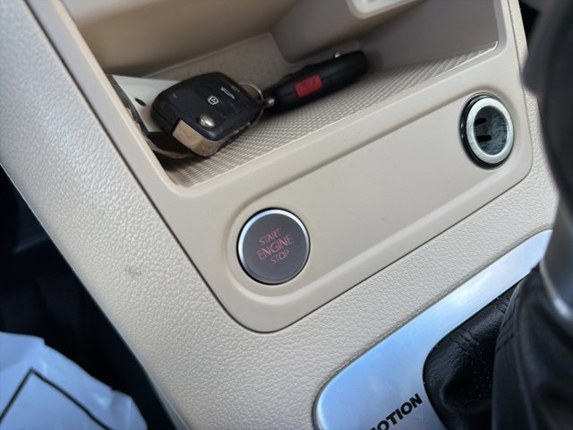 Used 2017 Volkswagen Tiguan Wolfsburg Edition image 27