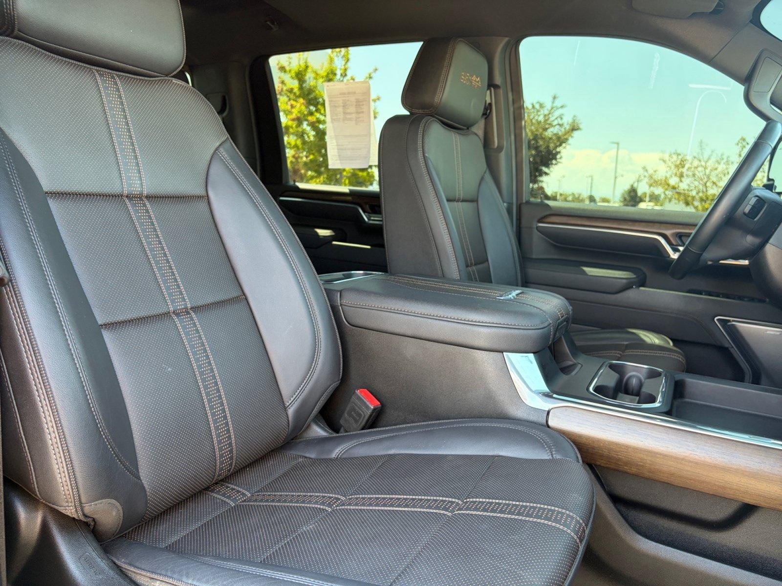 Used 2025 Chevrolet Silverado 2500 High Country w/ High Country Premium Package AWD/4WD image 26