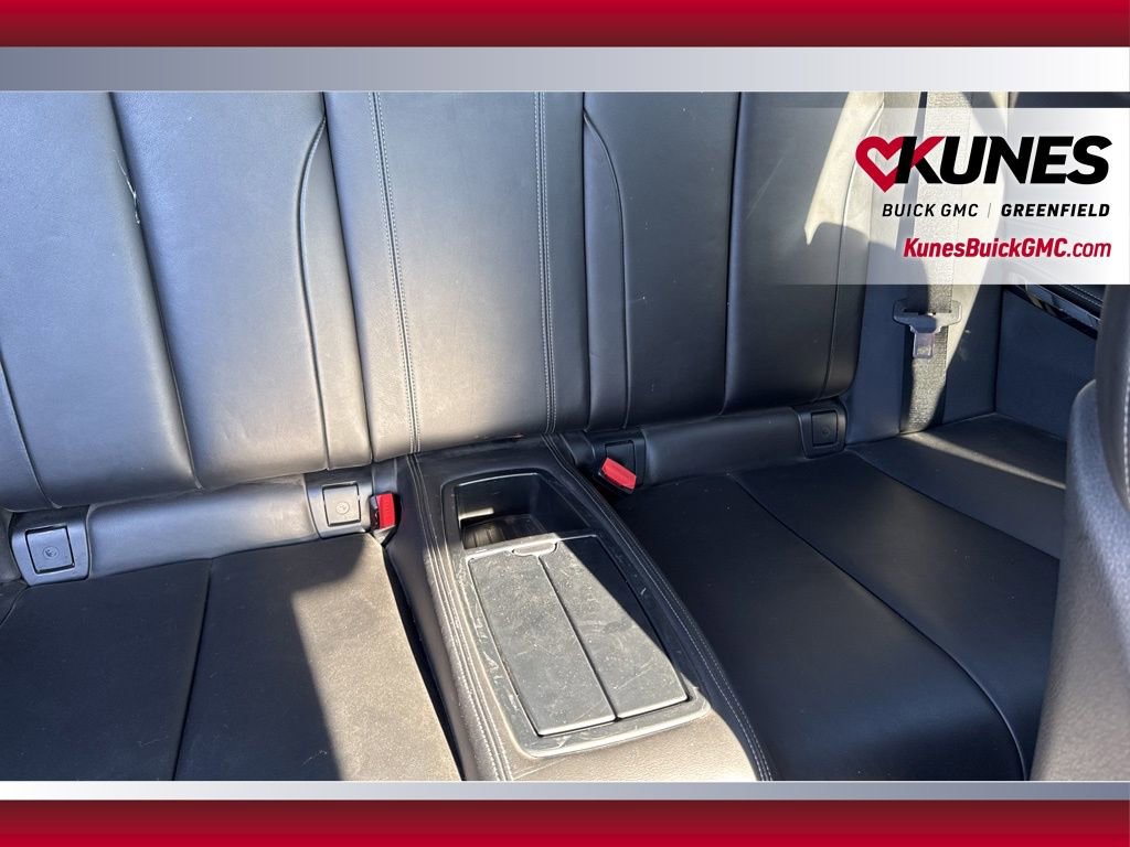 Used 2018 BMW M4 Convertible image 44