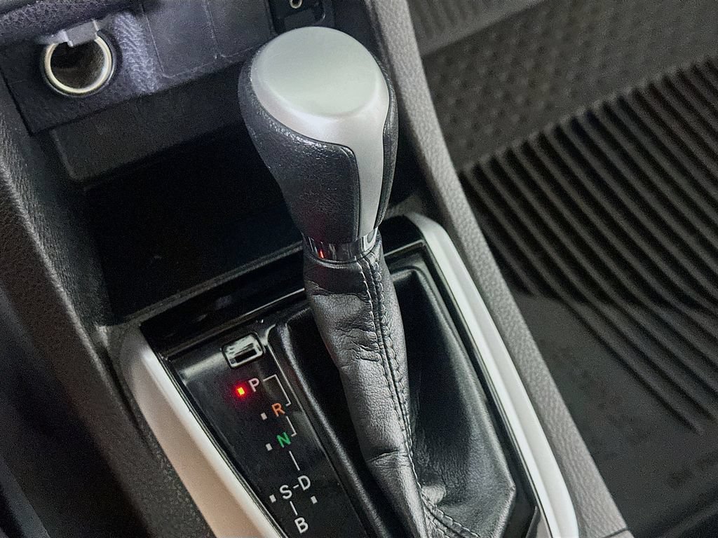 Used 2019 Toyota Corolla LE FWD image 29