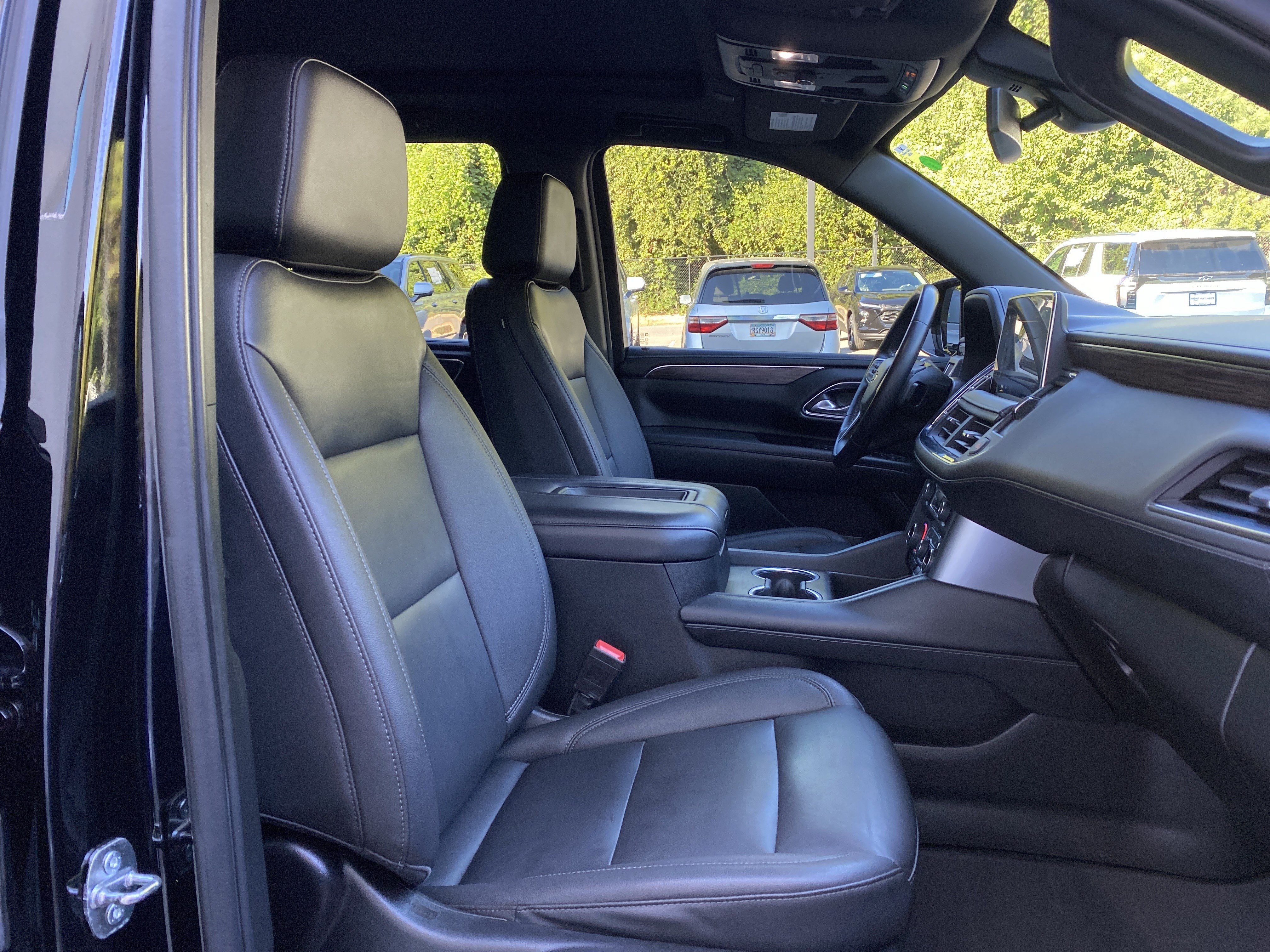 Used 2022 Chevrolet Tahoe Z71 AWD/4WD image 35