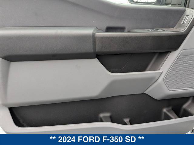 New 2024 Ford F350 XL w/ XL Chrome Package AWD/4WD image 10