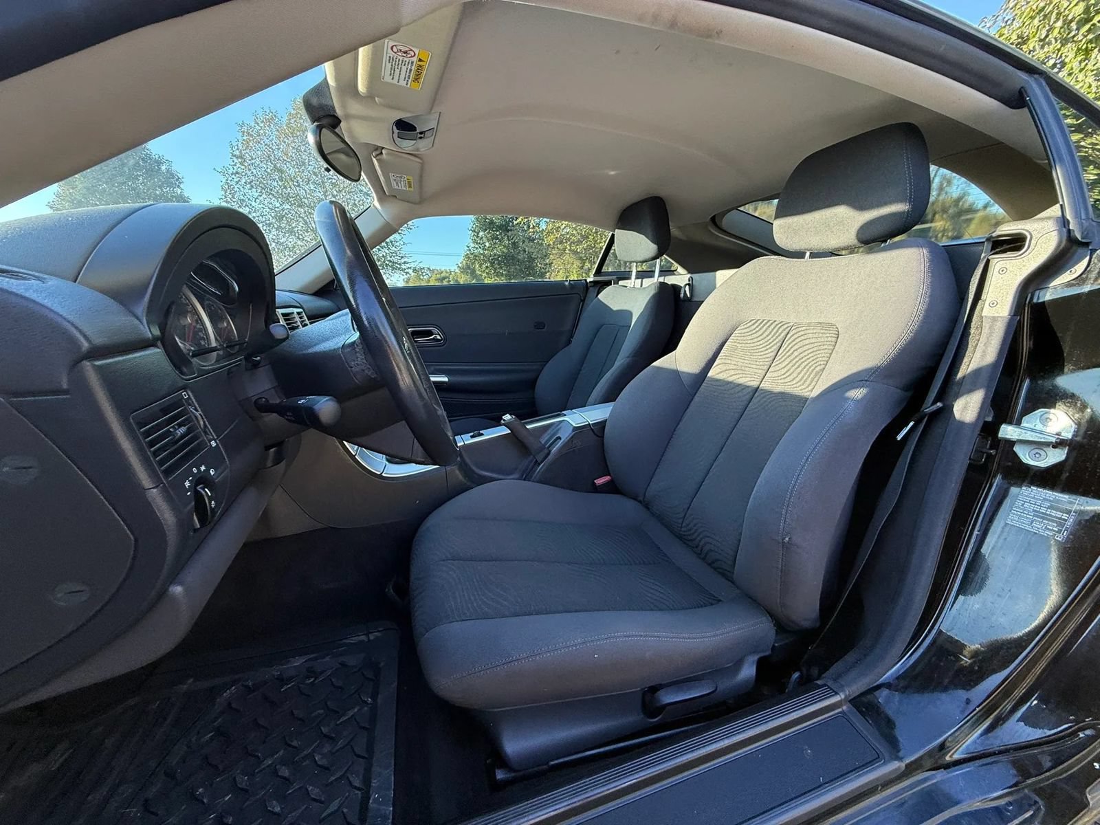 Used 2005 Chrysler Crossfire Coupe RWD image 11