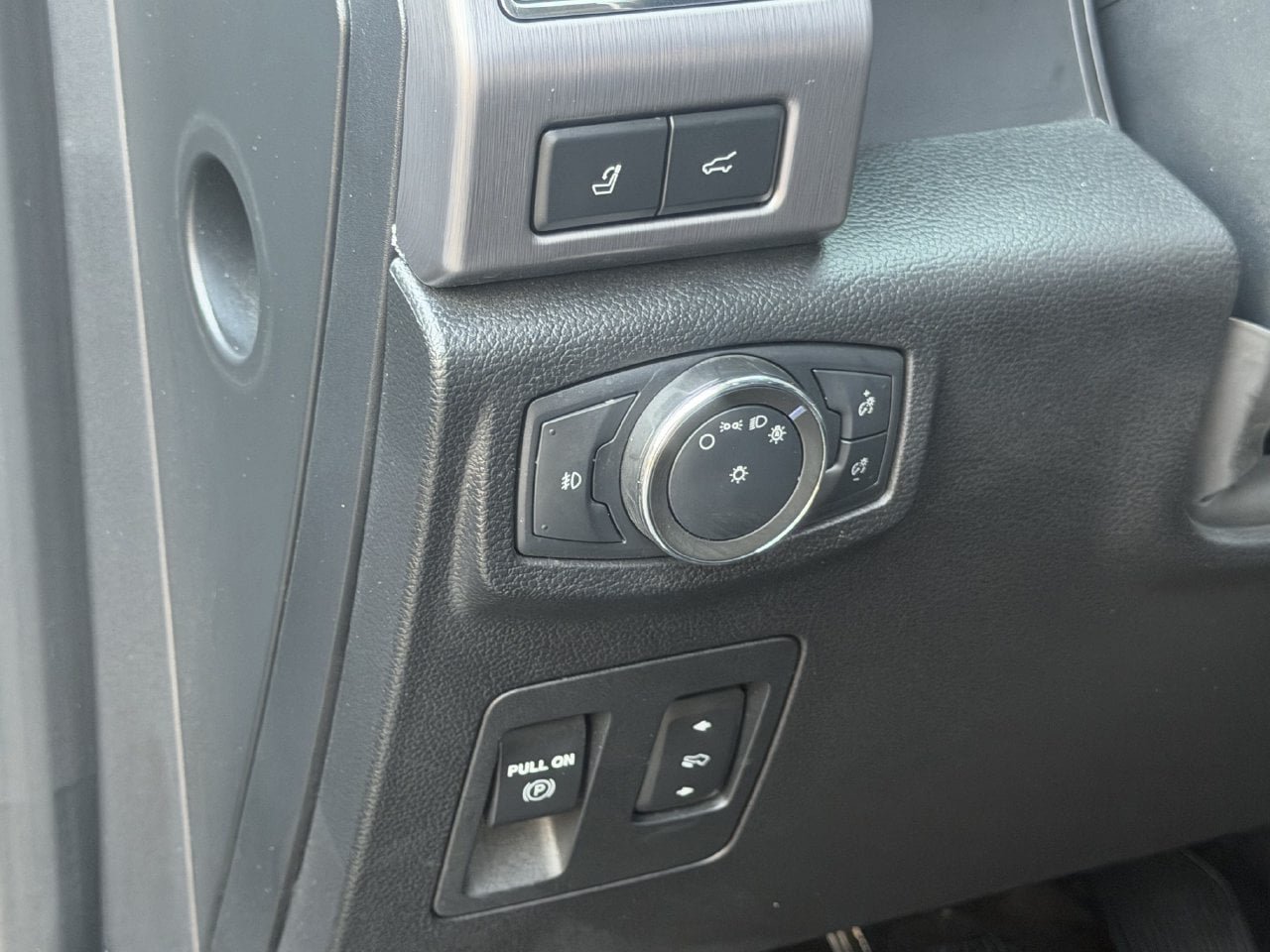 Used 2021 Ford Expedition Platinum AWD/4WD image 23