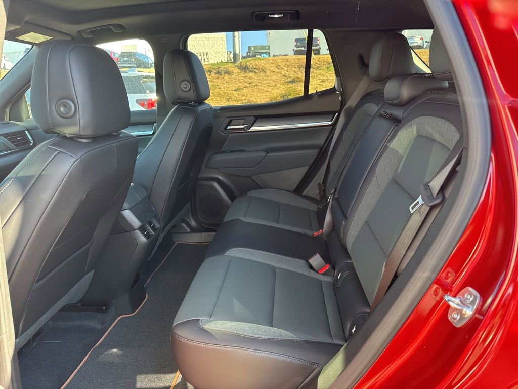 New 2026 GMC Terrain AT4 w/ LPO, Black Badging Package image 28