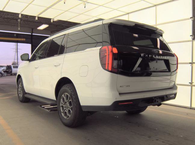 Certified 2025 Ford Expedition Active image 10