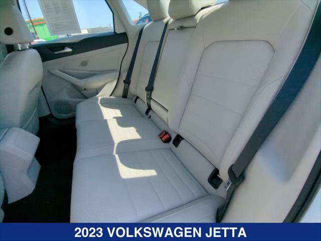 Used 2023 Volkswagen Jetta SE FWD image 19