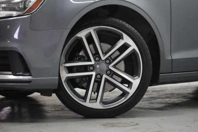 Used 2020 Audi A3 2.0T Premium image 3