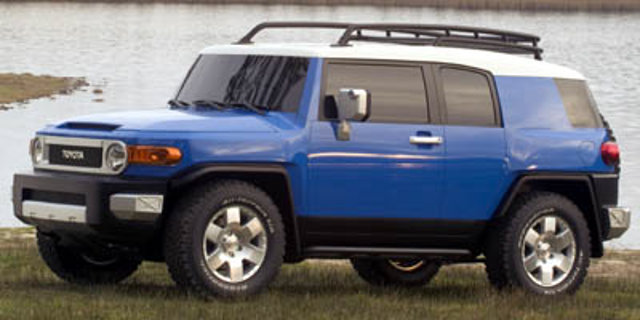 Used 2007 Toyota FJ Cruiser 4WD w/ Upgrade Pkg 1