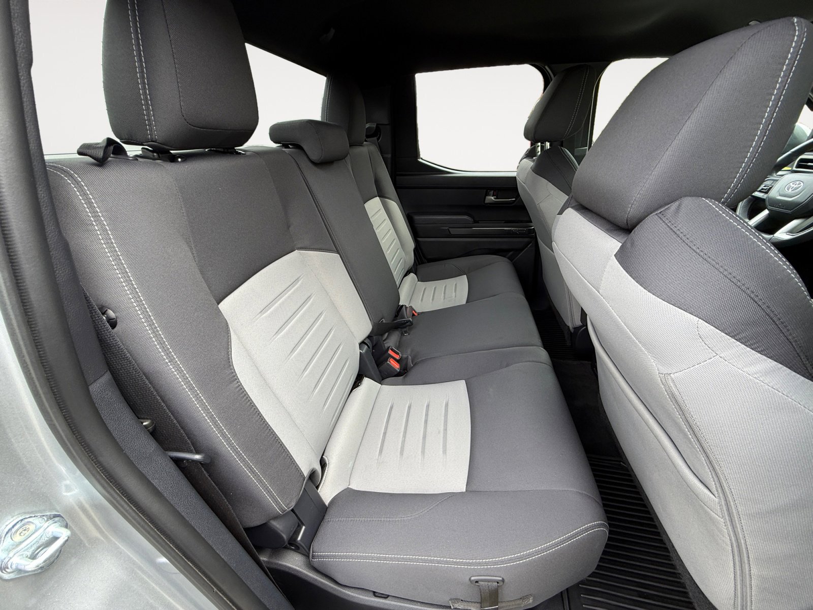 Used 2024 Toyota Tacoma TRD Off-Road image 18