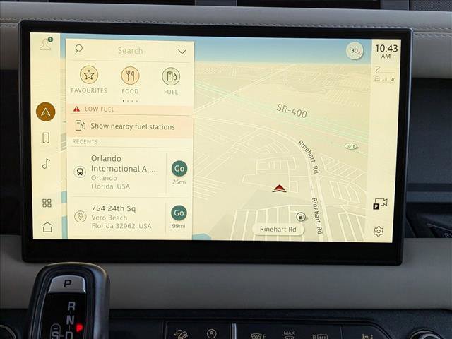 Used 2024 Land Rover Defender 130 X-Dynamic SE image 13