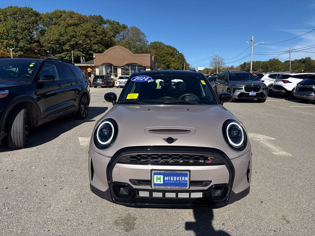 Used 2024 MINI Cooper S FWD image 3