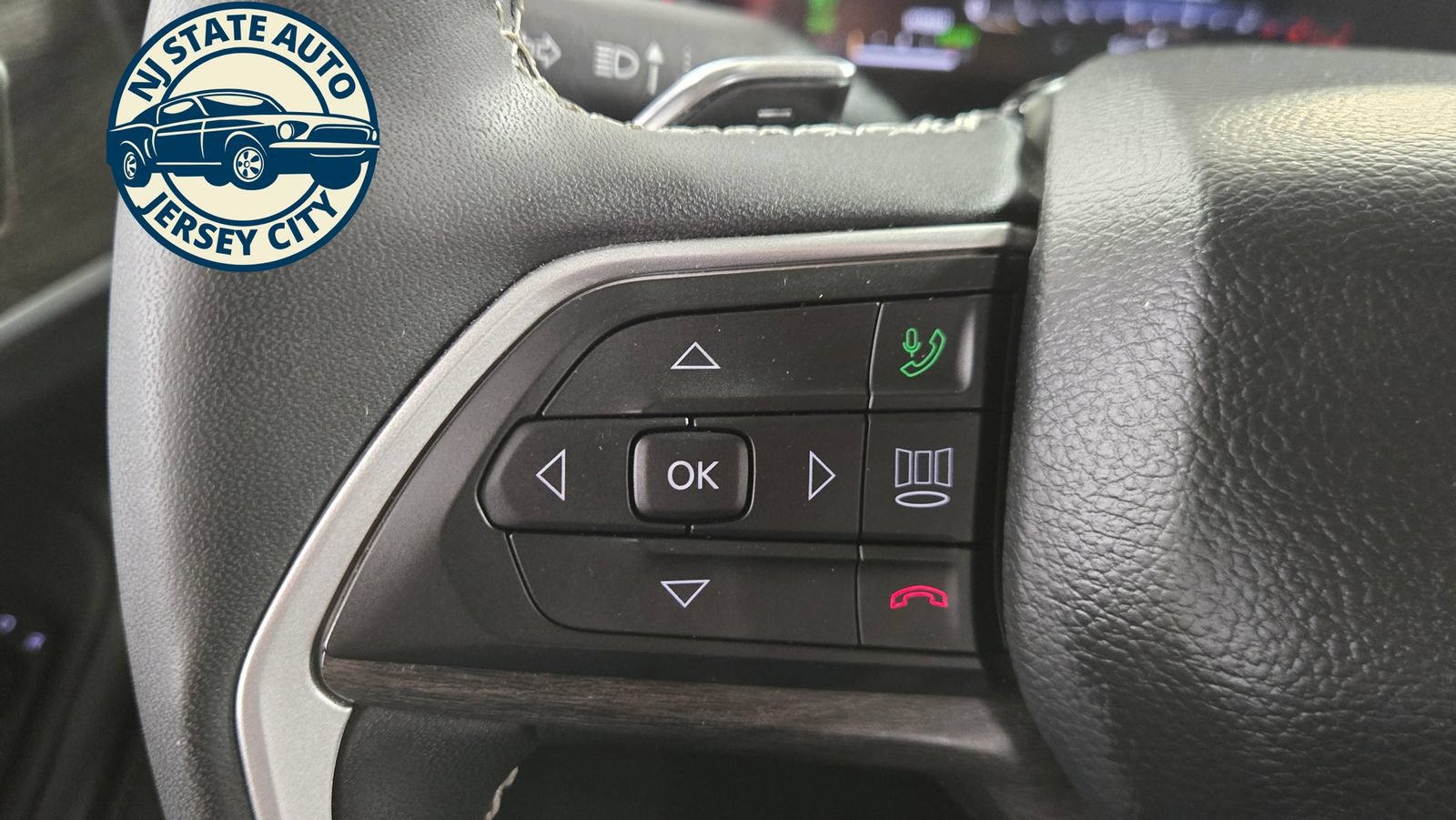 Used 2023 Jeep Grand Cherokee 4WD 4xe image 13