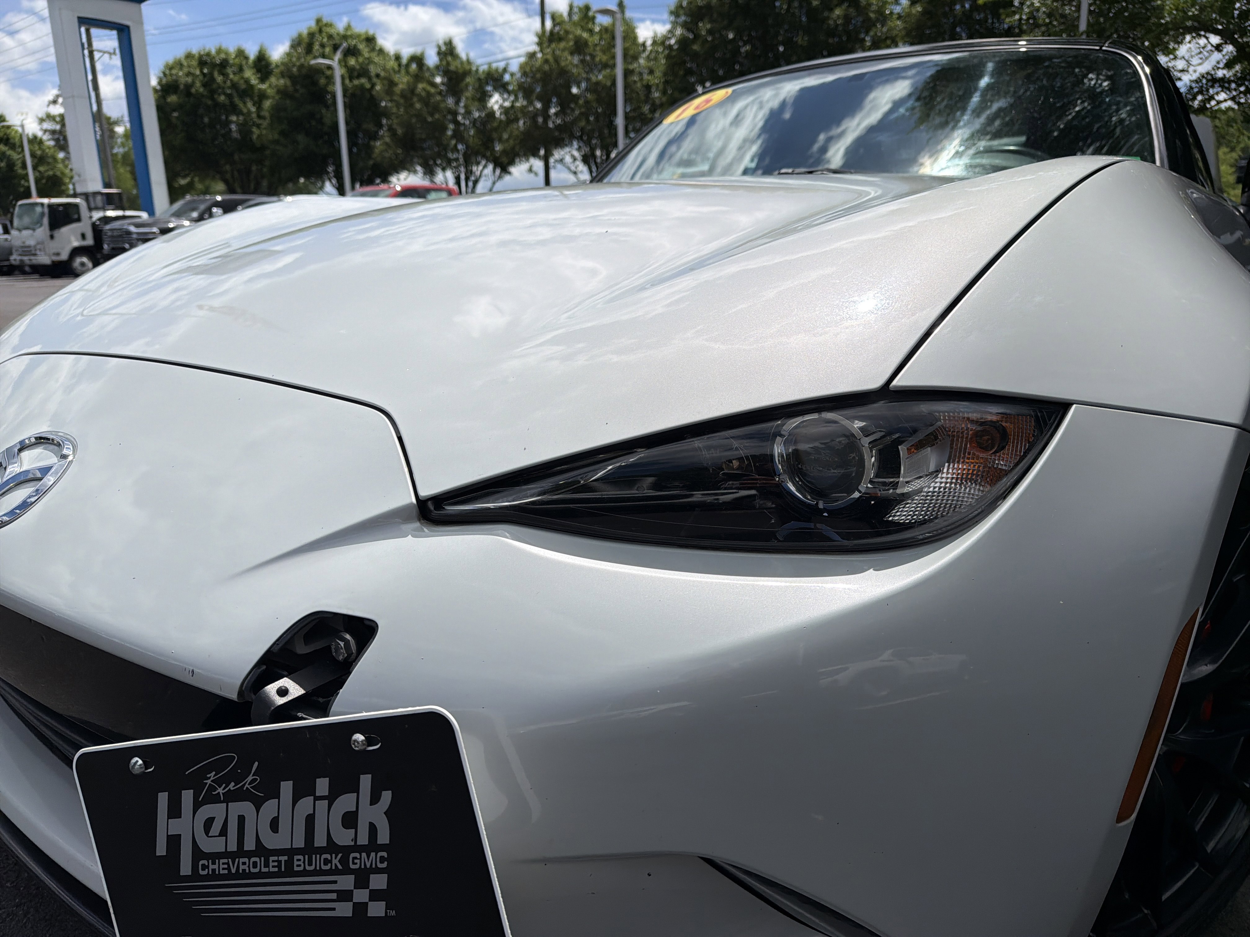 Used 2016 MAZDA MX-5 Miata Club w/ Brembo/BBS Package RWD image 6