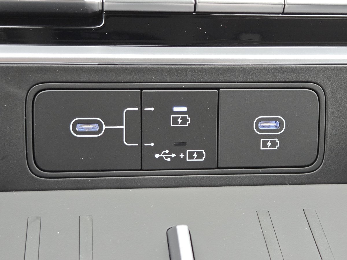 New 2027 Hyundai Santa Fe SE FWD image 8