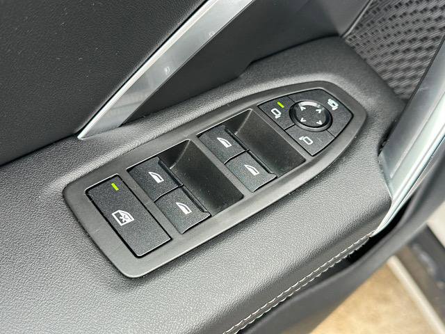 Certified 2025 BMW X1 xDrive28i w/ Premium Package image 18