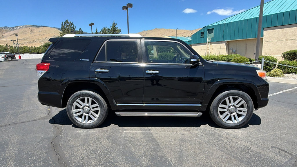 Used 2011 Toyota 4Runner Limited AWD/4WD image 2