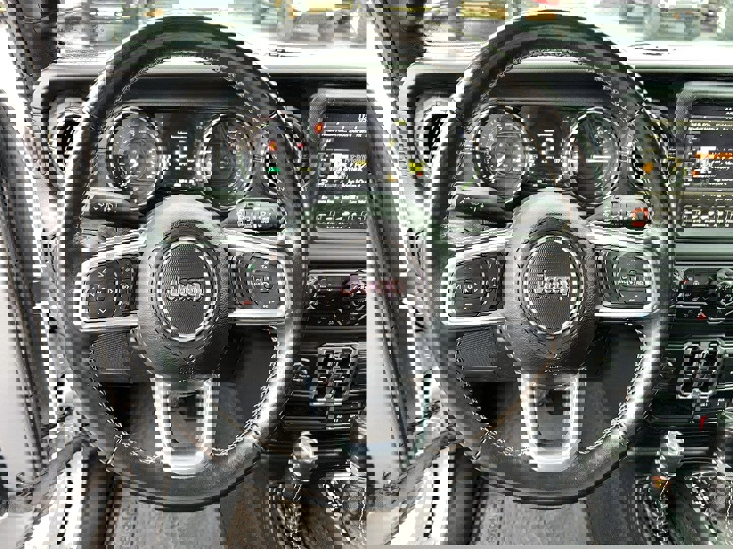 Used 2021 Jeep Wrangler Unlimited Sahara w/ Cold Weather Group image 16