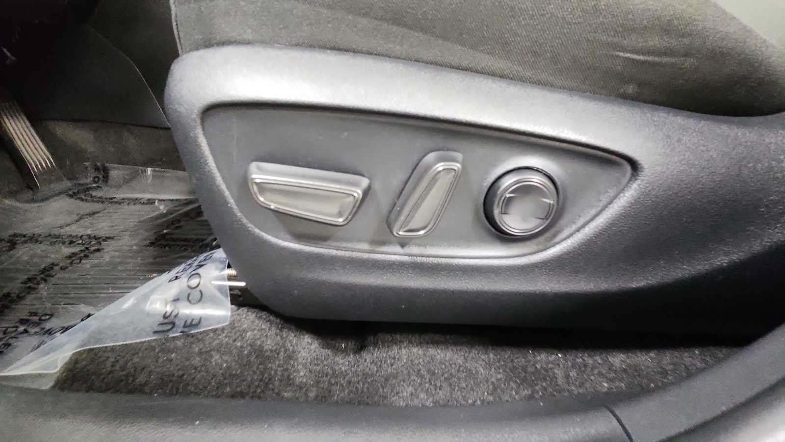 Certified 2024 Toyota RAV4 XLE AWD/4WD image 14