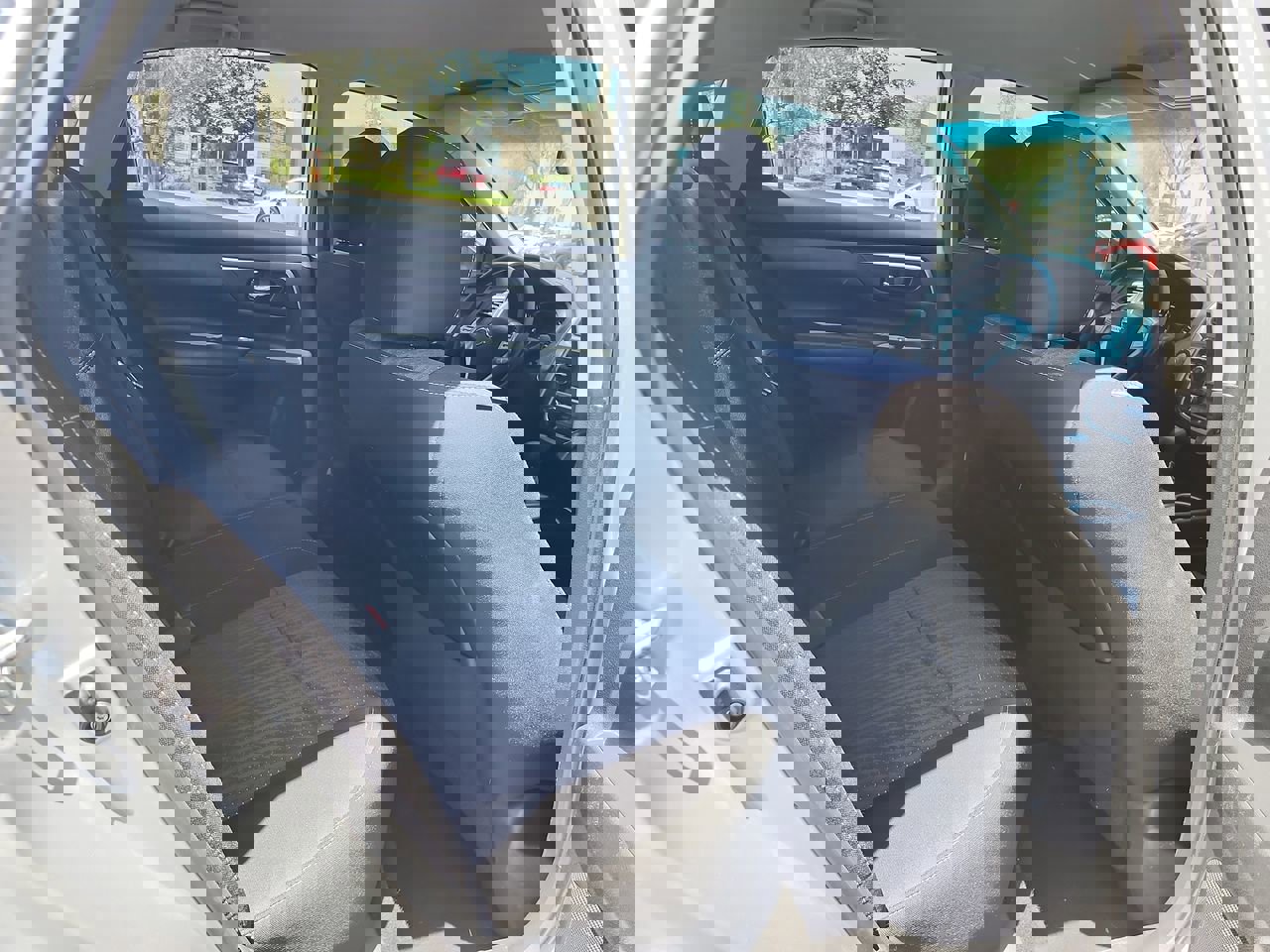 Used 2016 Nissan Altima 2.5 SV image 17