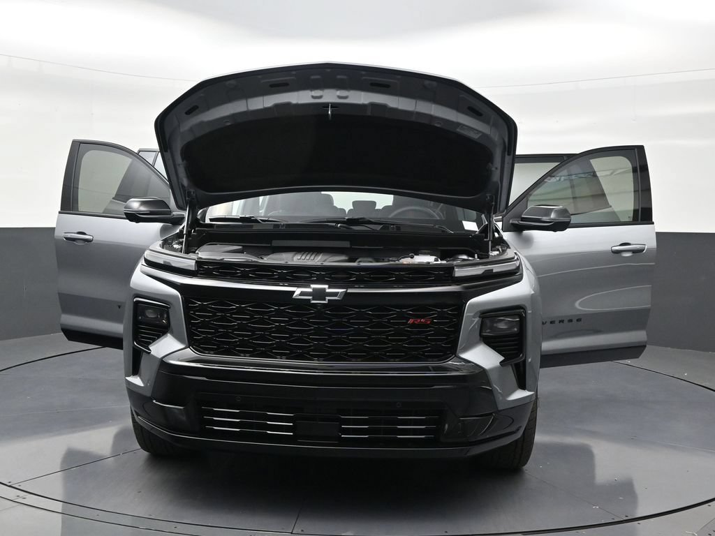 Used 2026 Chevrolet Traverse RS FWD image 34