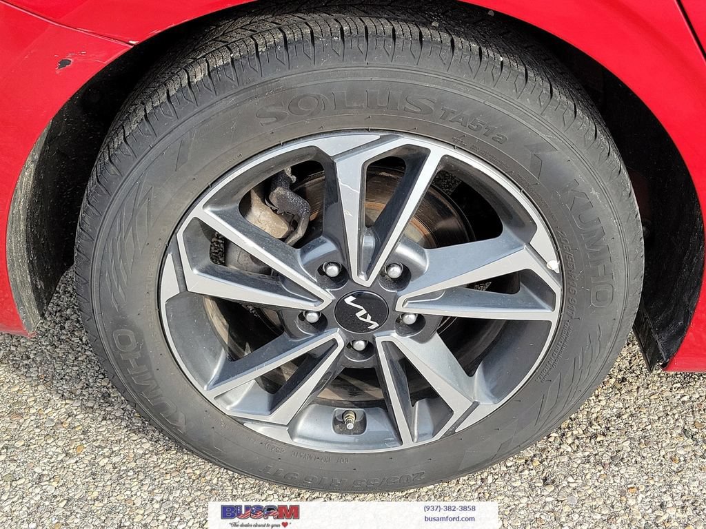 Used 2024 Kia Forte LXS FWD image 5