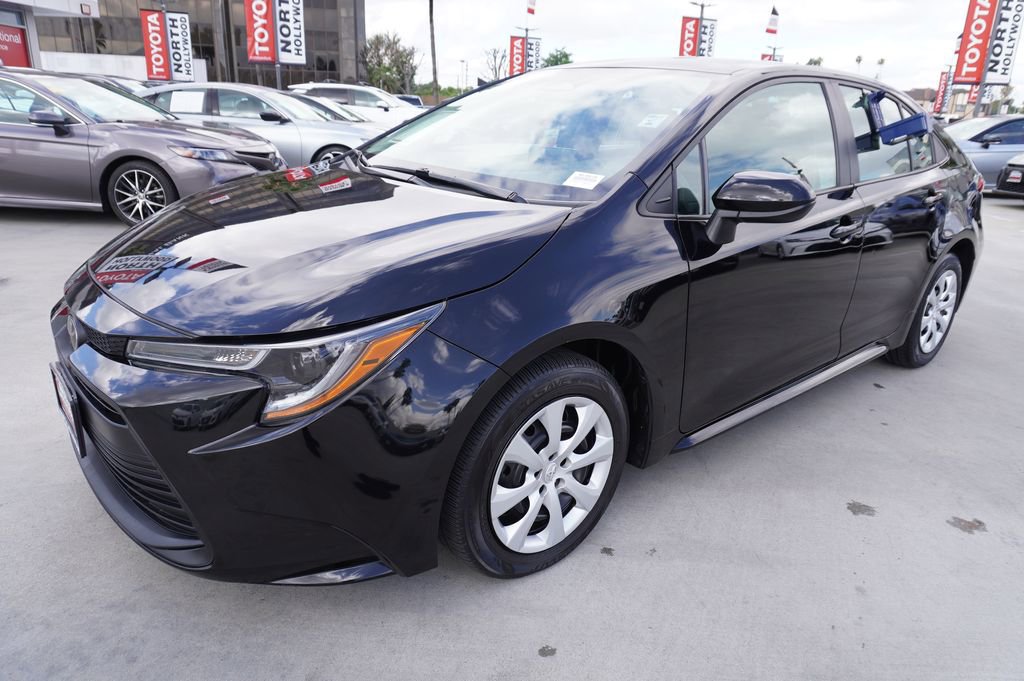 Certified 2024 Toyota Corolla LE image 4