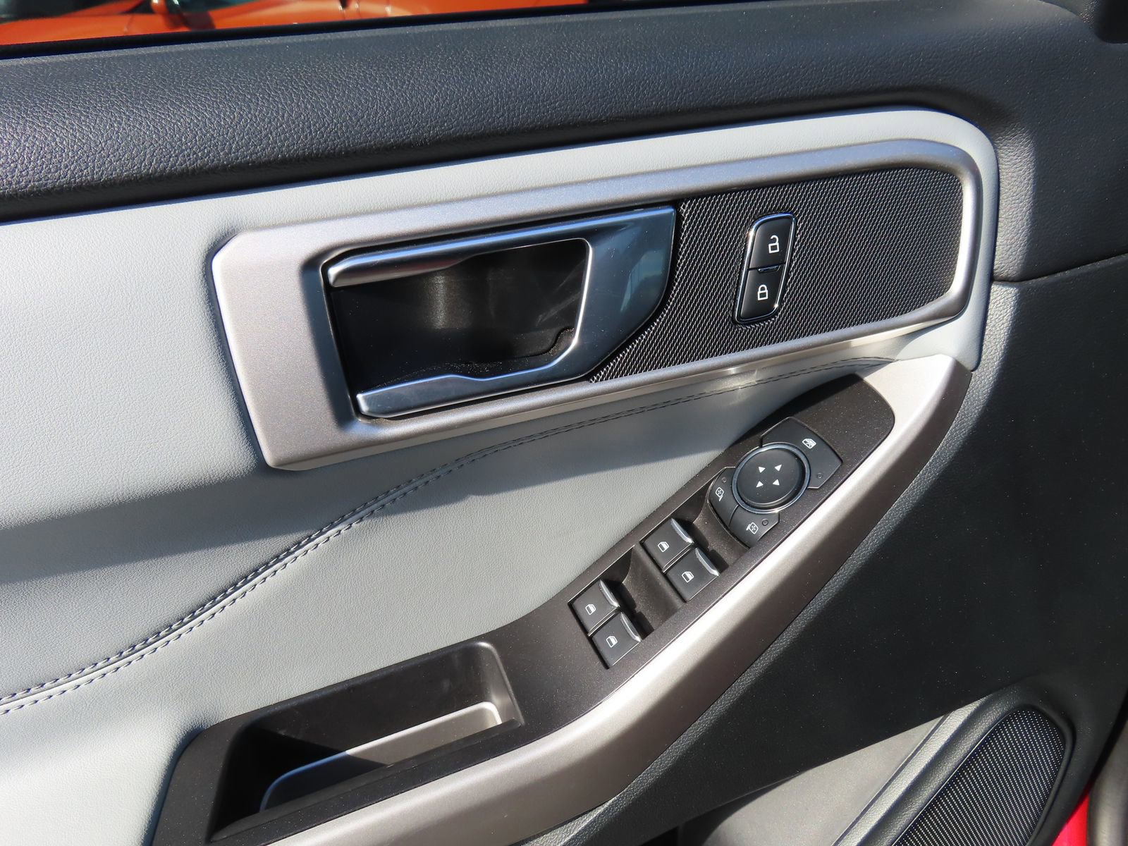 Certified 2024 Ford Explorer XLT w/ Equipment Group 202A image 10