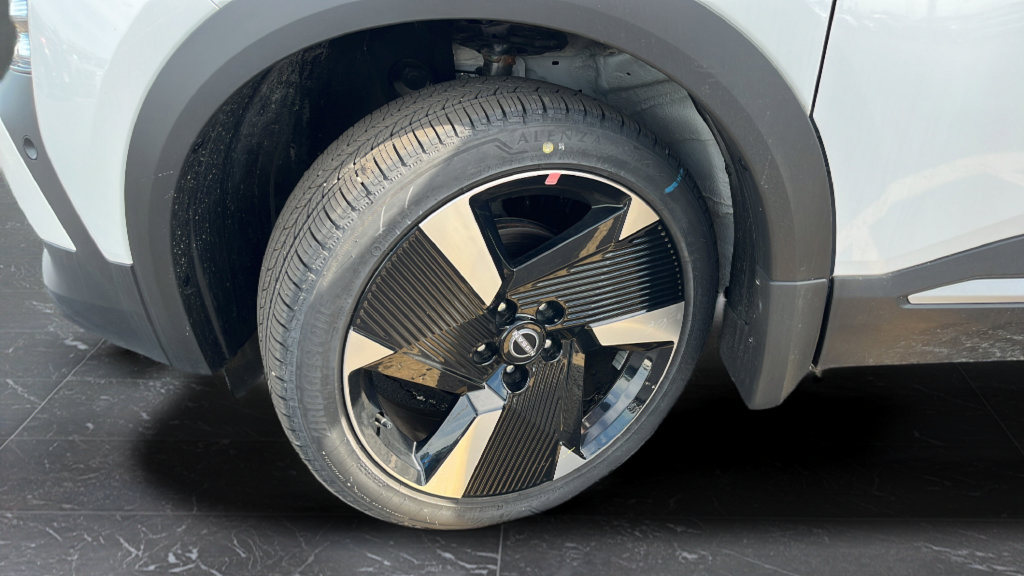 New 2026 Nissan Kicks SR AWD/4WD image 89