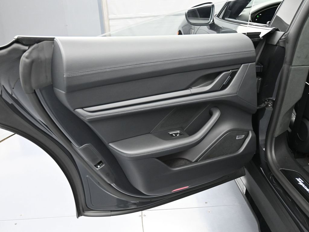New 2026 Porsche Taycan GTS image 24