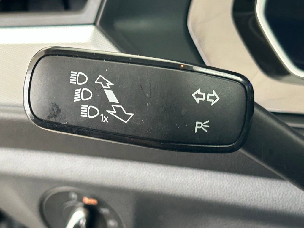 Used 2022 Volkswagen Jetta S image 27