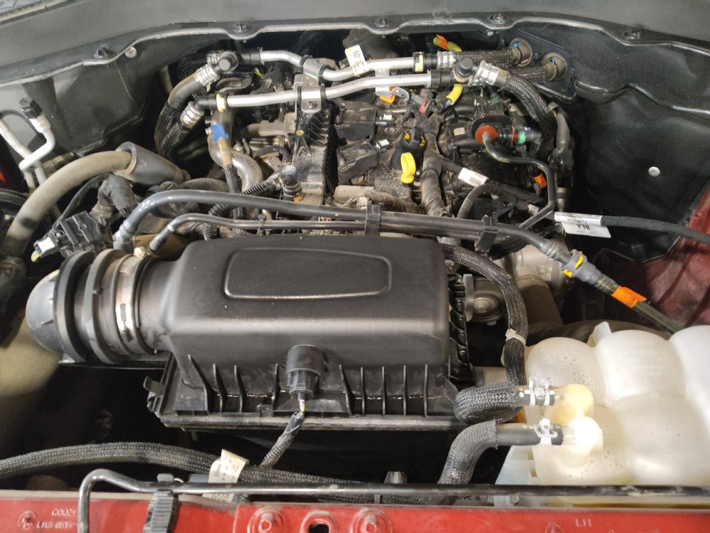 Used 2024 Ford Explorer XLT RWD image 30