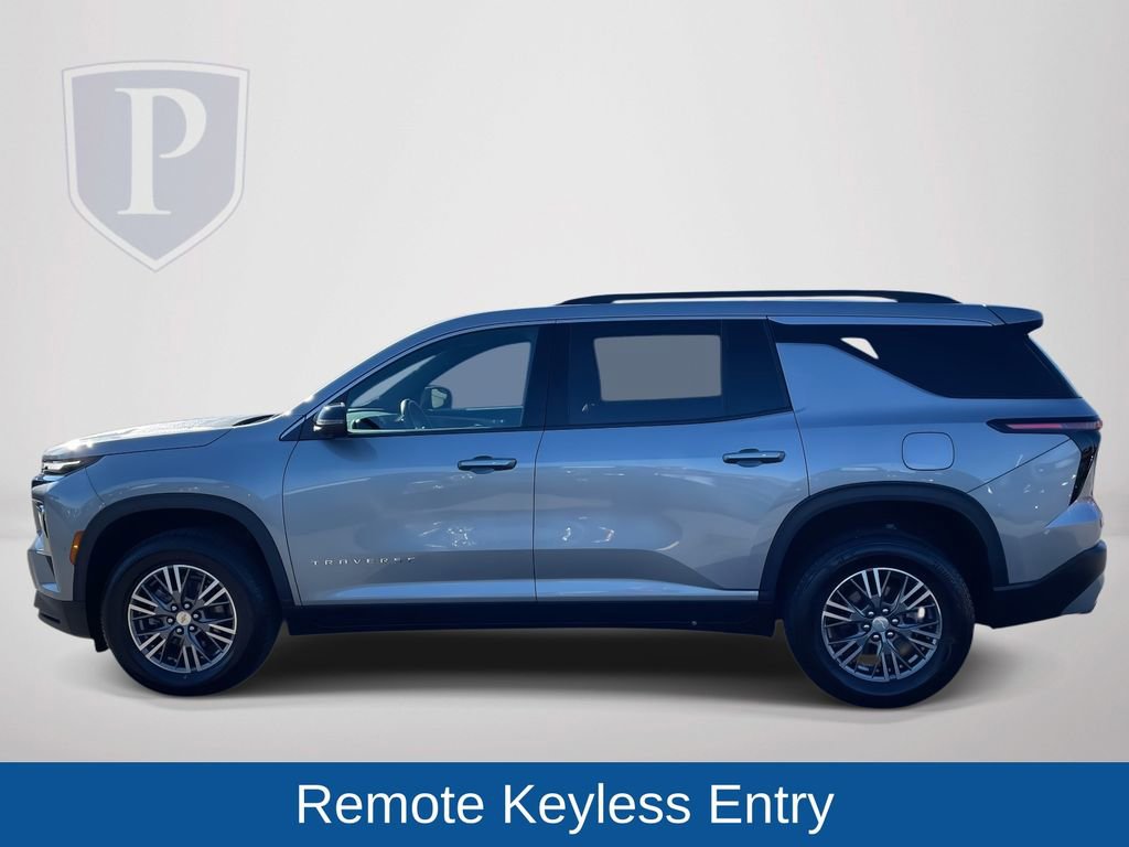 Used 2024 Chevrolet Traverse LT image 5