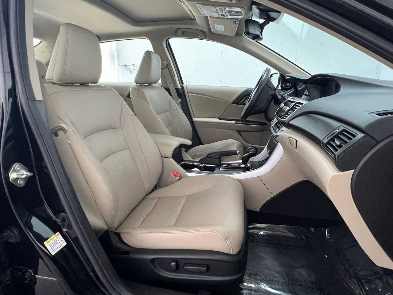 Used 2015 Honda Accord EX-L image 14