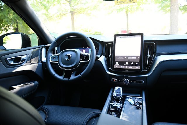 New 2026 Volvo XC60 B5 Ultra w/ Climate Package AWD/4WD image 20