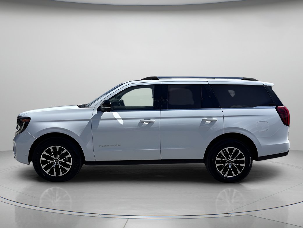 Certified 2025 Ford Expedition Platinum AWD/4WD image 5