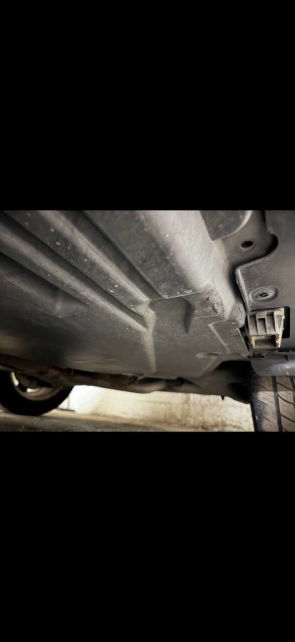 Used 2011 BMW X5 xDrive35d image 33