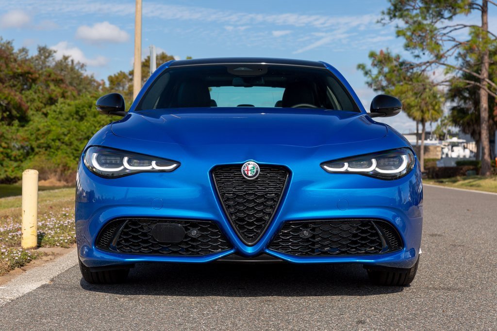 New 2025 Alfa Romeo Giulia w/ Driving Assist Package image 7