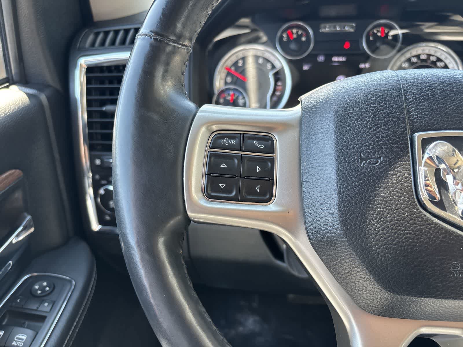Used 2016 RAM 1500 Laramie w/ Convenience Group AWD/4WD image 14